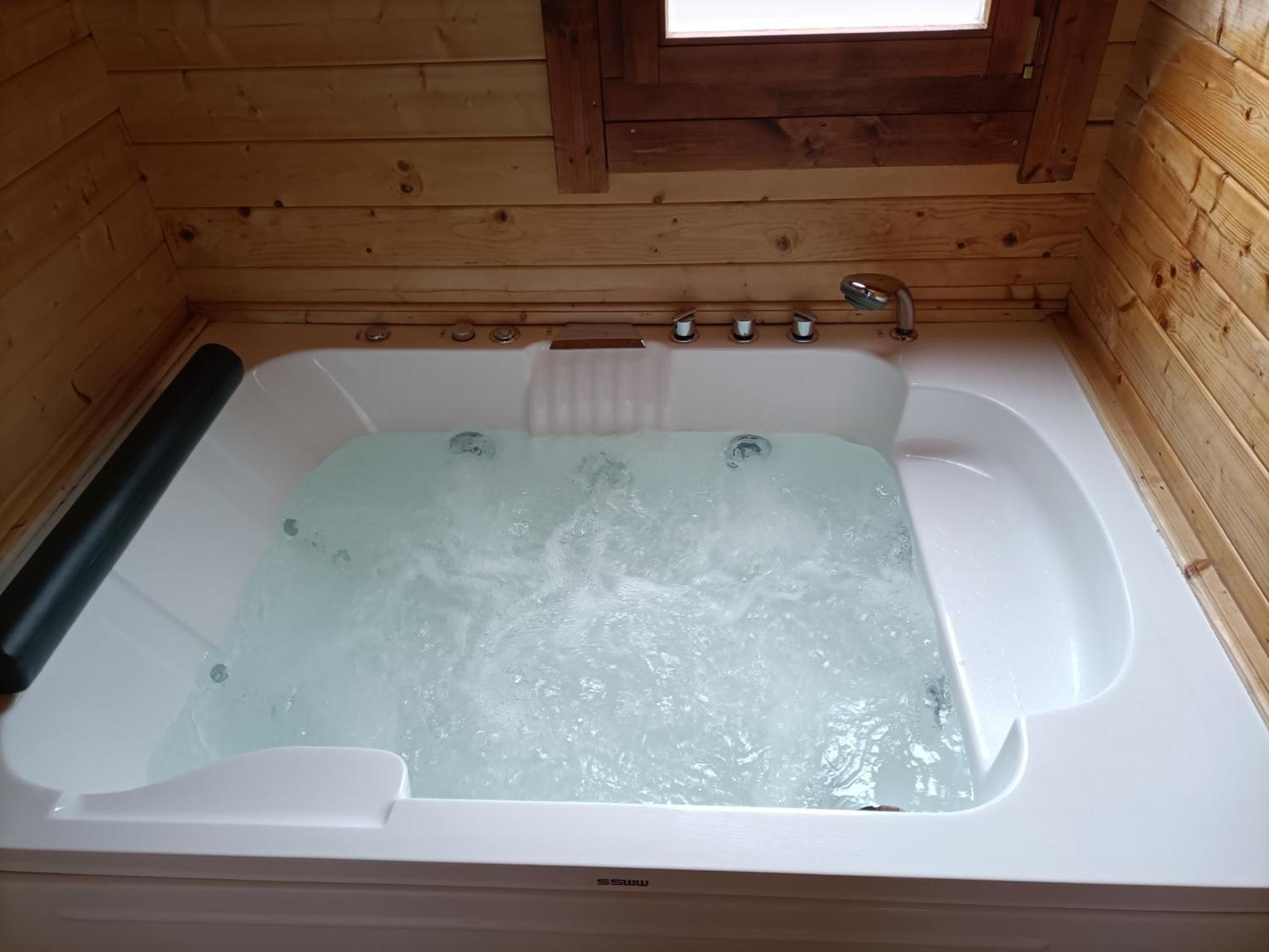 La Dehesilla De Toledo Escapada Romantica Jacuzzi Sillon Tantrico Cobisa Exterior foto